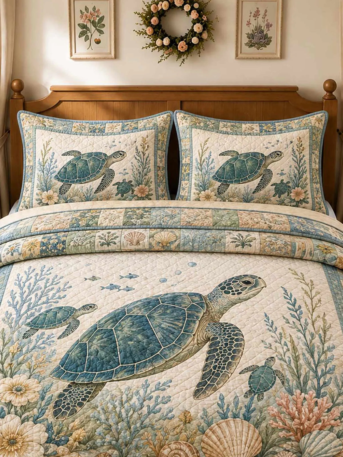 Vintage Ocean Turtle Beach Floral Patchwork 3‐Piece Quilted Bedding Set